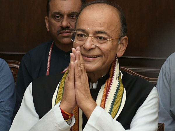 অসুস্থতা কাটিয়ে ফের অর্থমন্ত্রকের দায়িত্বে অরুণ জেটলি অসুস্থতা কাটিয়ে ফের অর্থমন্ত্রকের দায়িত্বে অরুণ জেটলি