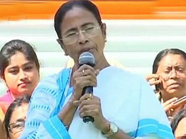 সভাপতি নয়, কমিটি