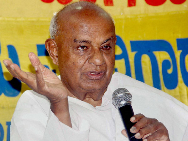 ইন্দিরার পর মহিলা মুখ্যমন্ত্রী হন মমতা, চান দেবেগৌড়া ইন্দিরার পর মহিলা মুখ্যমন্ত্রী হন মমতা, চান দেবেগৌড়া