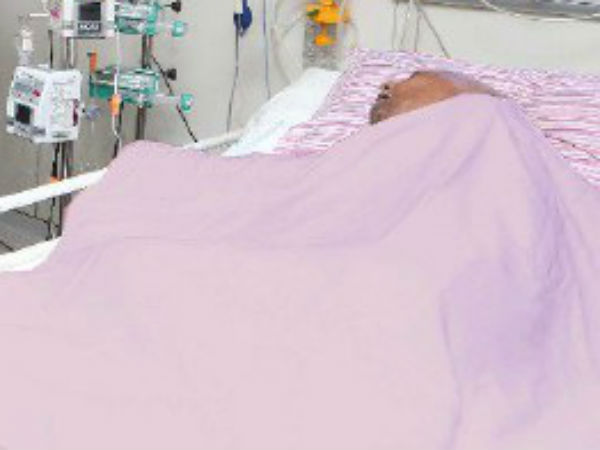 করুণানিধির স্বাস্থ্যে আরও অবনতি, তামিলনাড়ুতে বিষাদ করুণানিধির স্বাস্থ্যে আরও অবনতি, তামিলনাড়ুতে বিষাদ