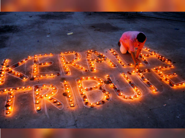 শুরু পুনর্গঠন - কুয়ো সাফাই থেকে কলের মিস্ত্রি, ইলেকট্রিক মিস্ত্রিদের ব্যাপক চাহিদা কেরলে শুরু পুনর্গঠন - কুয়ো সাফাই থেকে কলের মিস্ত্রি, ইলেকট্রিক মিস্ত্রিদের ব্যাপক চাহিদা কেরলে