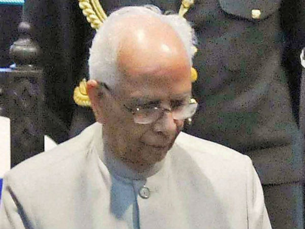 হিন্দু হস্টেল ইস্যুতে নাক গলাবেন না রাজ্যপাল হিন্দু হস্টেল ইস্যুতে নাক গলাবেন না রাজ্যপাল