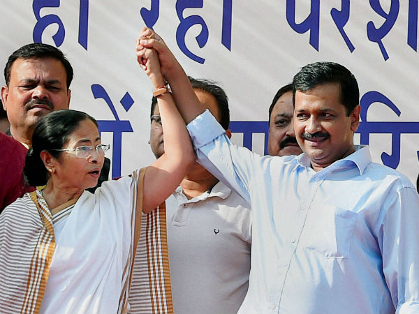 প্রথম ধাক্কাটা ‘শত্রু’ মোদীর, পরের ধাক্কাটা প্রিয়‘বন্ধু’র প্রথম ধাক্কাটা ‘শত্রু’ মোদীর, পরের ধাক্কাটা প্রিয়‘বন্ধু’র