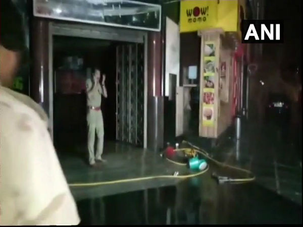 যদি প্রিয়ার কর্ণধার আগে জানিয়েছিলেন, বিকেল থেকে হল চালু হয়ে যাবে। যদি প্রিয়ার কর্ণধার আগে জানিয়েছিলেন, বিকেল থেকে হল চালু হয়ে যাবে।