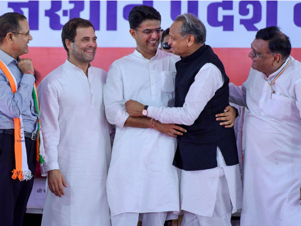 সভাপতি তো কী! চোখের ইশারাই সব