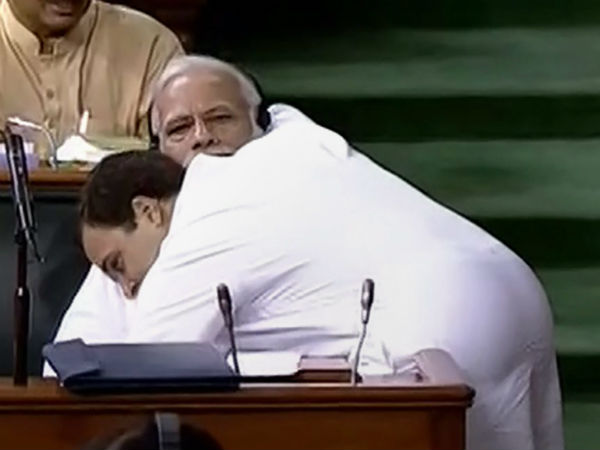 আমার আলিঙ্গনে হতাশ হয়ে পিছিয়ে যান মোদী, ফের তোপ রাহুলের আমার আলিঙ্গনে হতাশ হয়ে পিছিয়ে যান মোদী, ফের তোপ রাহুলের