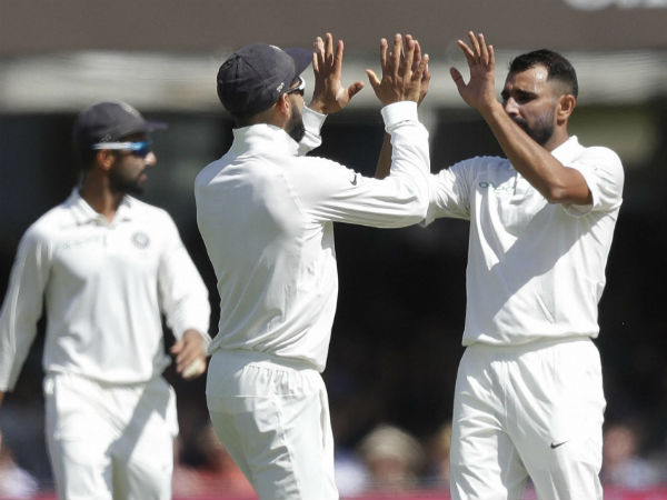 ভারতীয় বোলারদের দাপটে ২৪৬ রানে শেষ ইংল্যান্ডের প্রথম ইনিংস ভারতীয় বোলারদের দাপটে ২৪৬ রানে শেষ ইংল্যান্ডের প্রথম ইনিংস