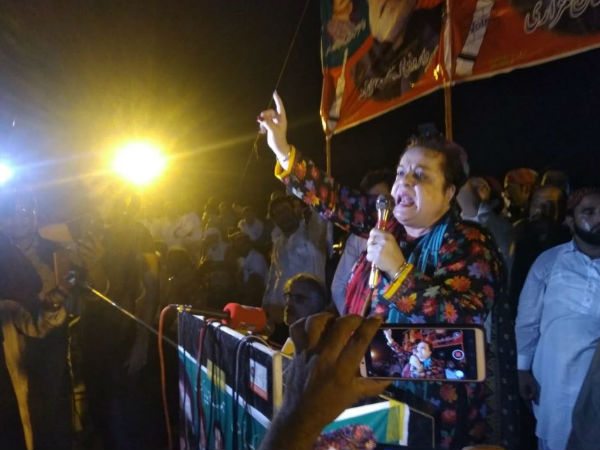 ইমরান খানের প্রতিরক্ষামন্ত্রী ড. স্ট্রেঞ্জলাভ! ইমরান খানের প্রতিরক্ষামন্ত্রী ড. স্ট্রেঞ্জলাভ!