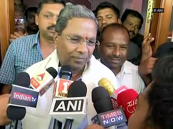 লোকসভা ভোটের আগেই কি ভাঙবে সরকার! প্রাক্তন মুখ্যমন্ত্রীর মন্তব্যে চাঞ্চল্য লোকসভা ভোটের আগেই কি ভাঙবে সরকার! প্রাক্তন মুখ্যমন্ত্রীর মন্তব্যে চাঞ্চল্য