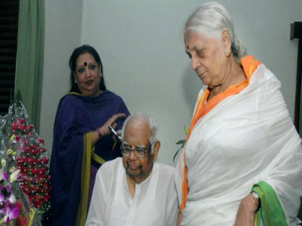 সিপিএম-এর ইচ্ছায় বাধা পরিবার! বহিষ্কারের সিদ্ধান্তে বাবার চোখে ছিল জল, বললেন সোমনাথ কন্যা সিপিএম-এর ইচ্ছায় বাধা পরিবার! বহিষ্কারের সিদ্ধান্তে বাবার চোখে ছিল জল, বললেন সোমনাথ কন্যা