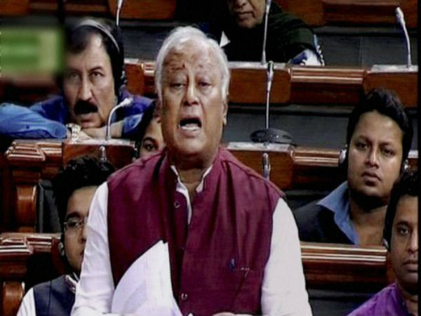 তৃণমূল সাংসদদের স্বাধীনতা খর্বের অভিযোগ