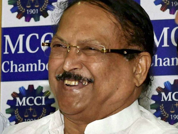 বিজেপিকে ‘বিরাশি সিক্কা’র চড় কষাল সুপ্রিম কোর্ট! মোদী-শাহকে নতজানু-বার্তা সুব্রতর বিজেপিকে ‘বিরাশি সিক্কা’র চড় কষাল সুপ্রিম কোর্ট! মোদী-শাহকে নতজানু-বার্তা সুব্রতর
