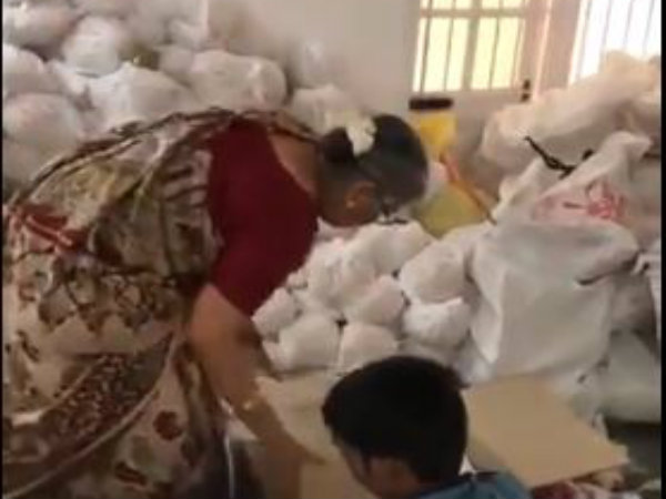 ইনফোসিসের সুধা মূর্তি বন্যার্তদের সাহায্যে কী করছেন, দেখুন ইনফোসিসের সুধা মূর্তি বন্যার্তদের সাহায্যে কী করছেন, দেখুন