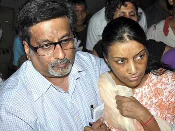 ফের নতুন করে শুরু হতে চলেছে আরুষি হত্যা মামলার শুনানি ফের নতুন করে শুরু হতে চলেছে আরুষি হত্যা মামলার শুনানি