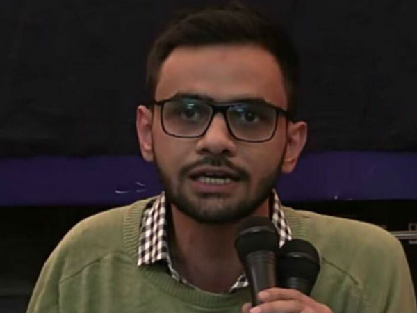 জেএনইউ-এর ছাত্রনেতা উমর খালিদকে লক্ষ্য করে গুলি! জেএনইউ-এর ছাত্রনেতা উমর খালিদকে লক্ষ্য করে গুলি!