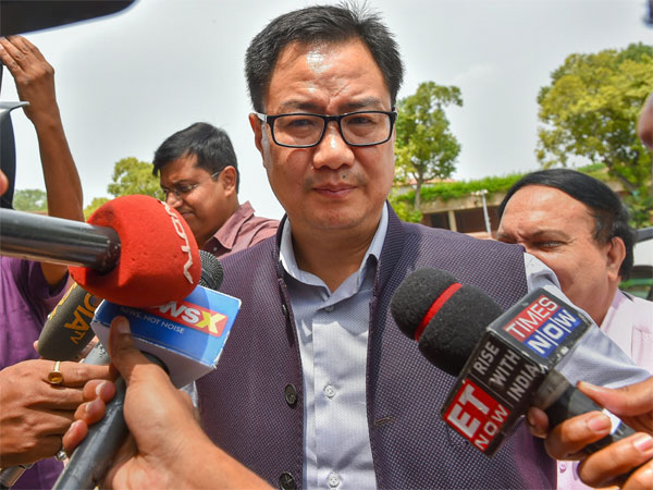 জাতীয় সুরক্ষার মতোই গুরুত্বপূর্ণ আর্থিক সুরক্ষা জাতীয় সুরক্ষার মতোই গুরুত্বপূর্ণ আর্থিক সুরক্ষা
