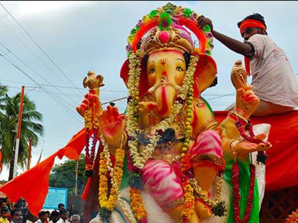 পূজার মুহূর্ত