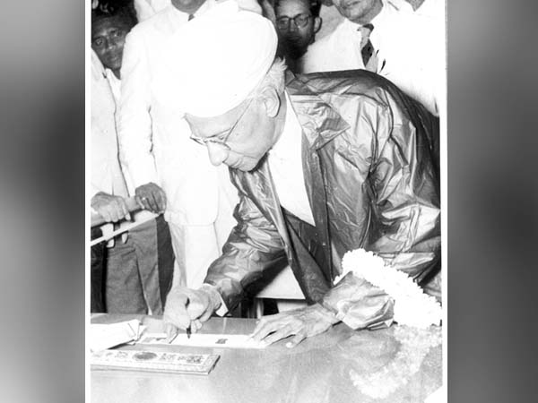 ধর্ম সম্পর্কে তাঁর বক্তব্য