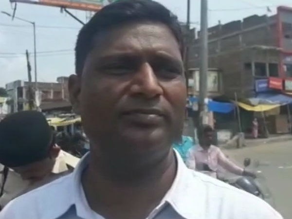 জেহানাবাদে ভারত বনধের মধ্যে শিশুর মৃত্যু! বিজেপি-র অভিযোগে কী বলছেন এসডিও জেহানাবাদে ভারত বনধের মধ্যে শিশুর মৃত্যু! বিজেপি-র অভিযোগে কী বলছেন এসডিও