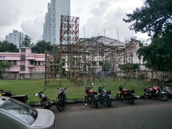 বৃক্ষরোপন নিয়ে বার্তা! বেহালা পল্লীমঙ্গলের এবারের থিম অক্সিজেন বৃক্ষরোপন নিয়ে বার্তা! বেহালা পল্লীমঙ্গলের এবারের থিম অক্সিজেন