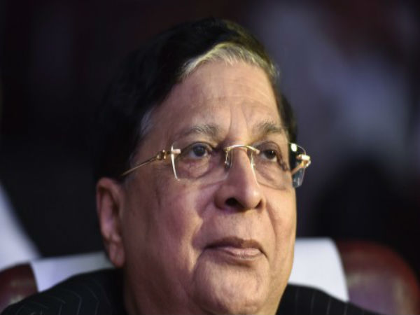 সামনেই অবসর! প্রধান বিচারপতি দীপক মিশ্রের নেতৃত্বাধীন বেঞ্চে থাকা ৫ গুরুত্বপূর্ণ মামলা সামনেই অবসর! প্রধান বিচারপতি দীপক মিশ্রের নেতৃত্বাধীন বেঞ্চে থাকা ৫ গুরুত্বপূর্ণ মামলা