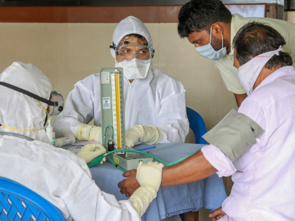 কারা সারাবেন ইঁদুর জ্বর, কেরলে লাঠালাঠি হোমিওপ্যাথি-অ্যালোপ্যাথি চিকিৎসকদের কারা সারাবেন ইঁদুর জ্বর, কেরলে লাঠালাঠি হোমিওপ্যাথি-অ্যালোপ্যাথি চিকিৎসকদের