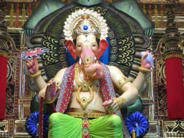 দুর্বা অবশ্যই দিন