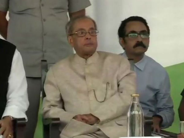 আরএসএস-এর সঙ্গে প্রণব মুখোপাধ্যায়ের যৌথ প্রকল্পের জল্পনা আরএসএস-এর সঙ্গে প্রণব মুখোপাধ্যায়ের যৌথ প্রকল্পের জল্পনা