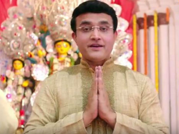 বলো দুর্গা মাইকি! নাচের তালে দাদগিরি সৌরভের, সঙ্গতে শুভশ্রী-নুসরতরা, দেখুন ভিডিও বলো দুর্গা মাইকি! নাচের তালে দাদগিরি সৌরভের, সঙ্গতে শুভশ্রী-নুসরতরা, দেখুন ভিডিও