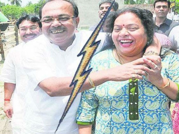 ভেঙেই গেল শোভন-রত্নার সম্পর্ক! কোন শর্তে মিলল রফা, দেখুন একনজরে ভেঙেই গেল শোভন-রত্নার সম্পর্ক! কোন শর্তে মিলল রফা, দেখুন একনজরে
