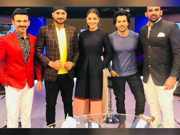 ভারত-পাক ম্যাচের আগে টিভি সেট-এ অনুষ্কা-বরুণ! টুইটে কী বার্তা দিলেন ভজ্জি ভারত-পাক ম্যাচের আগে টিভি সেট-এ অনুষ্কা-বরুণ! টুইটে কী বার্তা দিলেন ভজ্জি