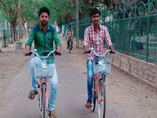 প্রতারক বিশ্বভারতীর গবেষক! কর্তৃপক্ষের অভিযোগে গ্রেফতার টিএমসিপি নেতা প্রতারক বিশ্বভারতীর গবেষক! কর্তৃপক্ষের অভিযোগে গ্রেফতার টিএমসিপি নেতা
