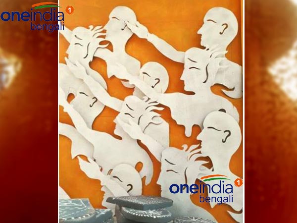 মণ্ডপের দেওয়ালে অন্য ছবি