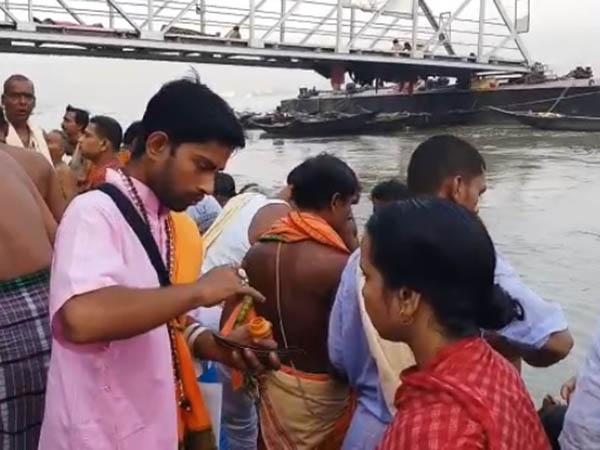 পিছিয়ে নেই জেলার ঘাটগুলিও