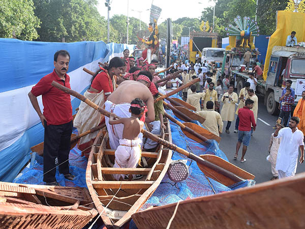 ভারত সেরা দুর্গা কার্নিভাল