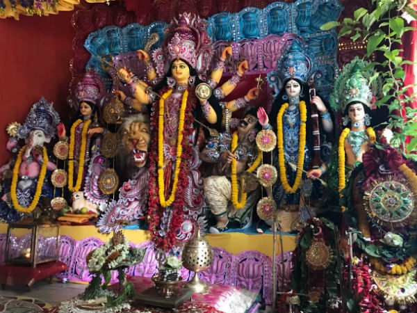 চার নয়, পূর্ব কলকাতার দাস পরিবারের পুজো হয় ১৭ দিন ধরে চার নয়, পূর্ব কলকাতার দাস পরিবারের পুজো হয় ১৭ দিন ধরে