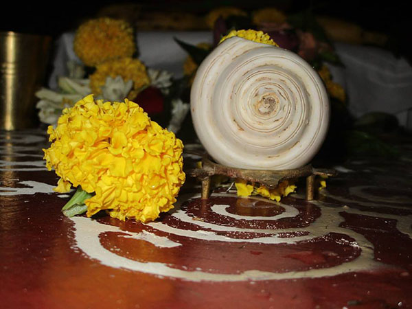 লক্ষ্মীপুজোর দিন পালনীয় কিছু রীতি