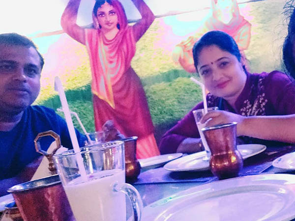 তাহলে শাশুড়ির সঙ্গে তোমার 'মা-মেয়ে সম্পর্ক' টাই রয়েছে?