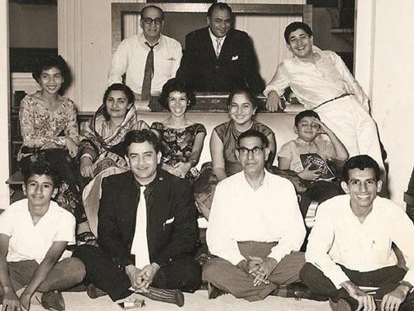 সুখী পরিবার