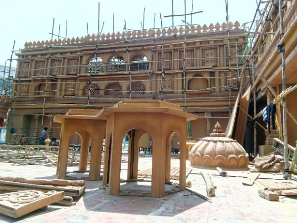 চিকিৎসকদের হুমকি