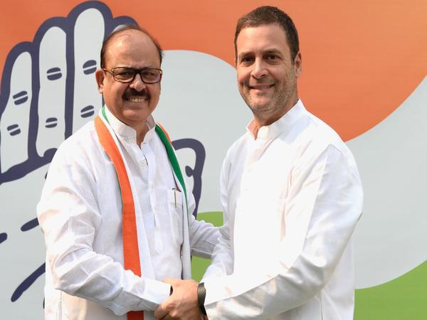 এনসিপি ছেড়ে কংগ্রেসে