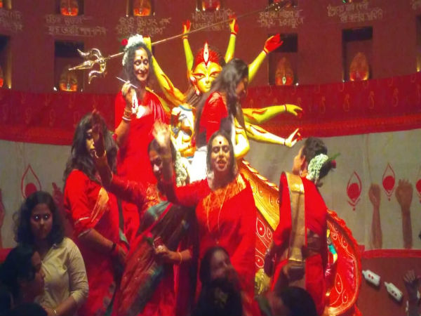 মণ্ডপ শিল্পীর কথায়
