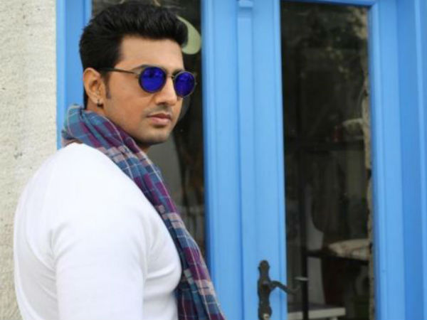 এবার কোন বাঙালির বায়োপিকে আসতে চলেছেন দেব এবার কোন বাঙালির বায়োপিকে আসতে চলেছেন দেব