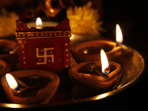 নায়াগ্রাতে আলোর রোশনাই