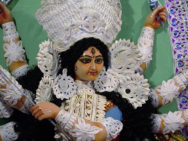 Drummers demand dignity of artist before the departure to Durga mandap. They wants to get grant to the TMC government Drummers demand dignity of artist before the departure to Durga mandap. They wants to get grant to the TMC government