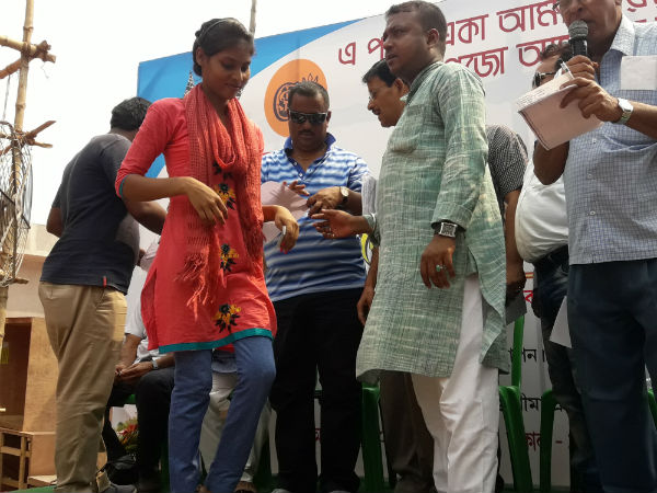 পুজোর এমন এক অভিনব উদ্যোগ যা মন ছুঁয়ে যায় পুজোর এমন এক অভিনব উদ্যোগ যা মন ছুঁয়ে যায়