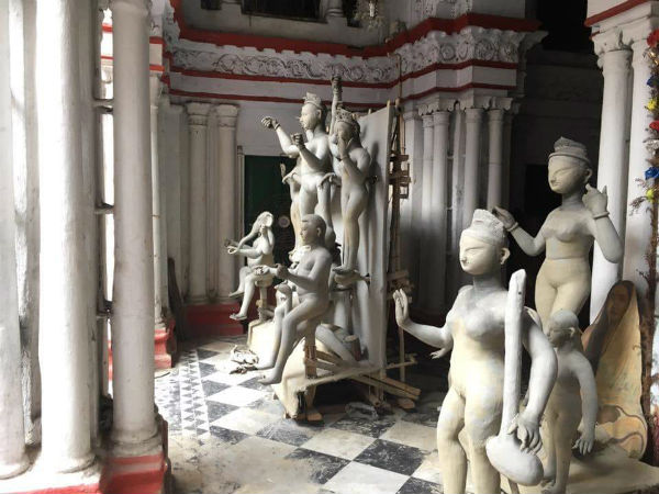 পঞ্চ মহাদেব, রঘুবীর, রামকৃষ্ণ ও সারদারও পুজো
