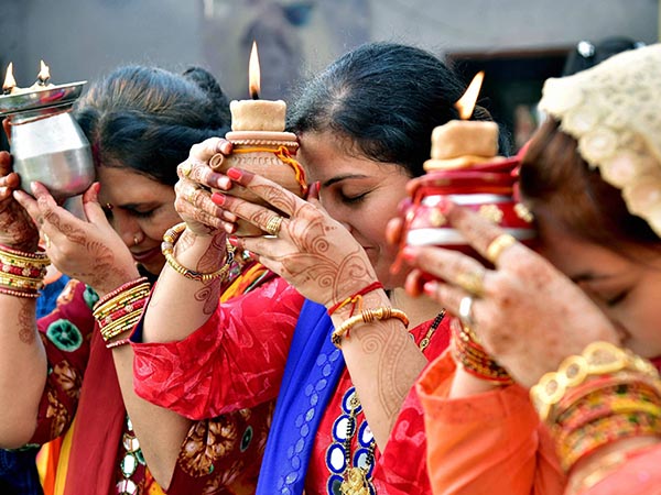 বাস্তু-জোন এ পুজো!