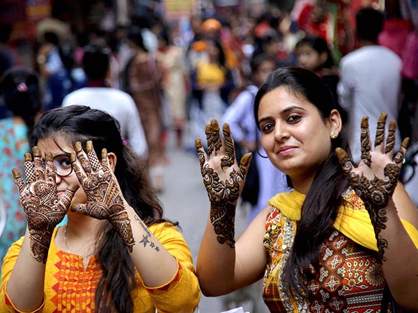 স্বামীর সম্পত্তি বাড়িয়ে তুলতে কী করণীয়?