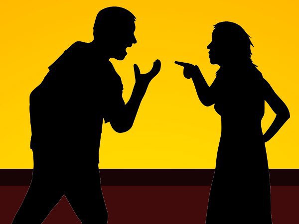 কেন যাব থানায়, বলেই লিফটে পোশাক খুলল তরুণী, হতবাক পুলিশ, নেটদুনিয়ায় ভাইরাল ভিডিও কেন যাব থানায়, বলেই লিফটে পোশাক খুলল তরুণী, হতবাক পুলিশ, নেটদুনিয়ায় ভাইরাল ভিডিও
